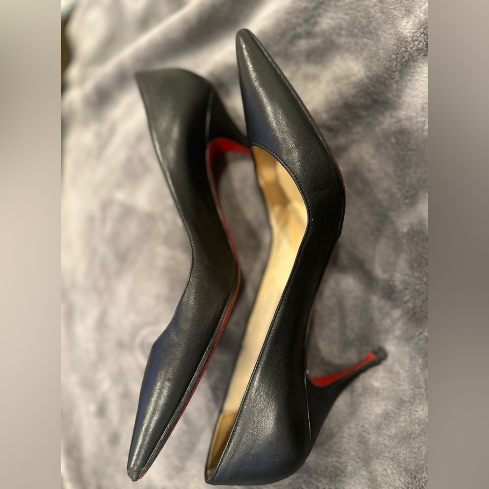 LOVED CHRISTIAN LOUBTAIN HEELS - Picture 12 of 12